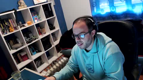 ravingr3d3 online show from January 20, 9:03 am