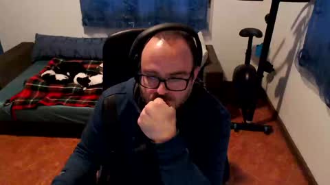 ravingr3d3 online show from January 26, 3:14 pm