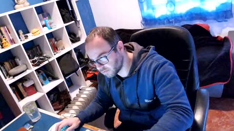 ravingr3d3 online show from January 27, 12:05 pm