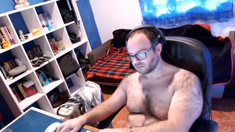 ravingr3d3 online show from January 27, 3:07 pm