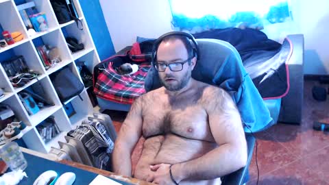 ravingr3d3 online show from January 29, 12:13 pm