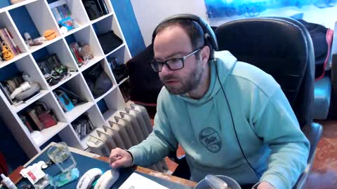 ravingr3d3 online show from February 3, 9:08 am