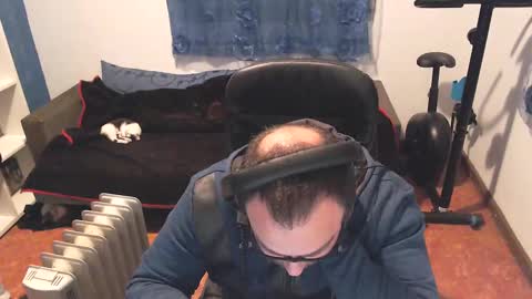 ravingr3d3 online show from February 13, 10:22 pm