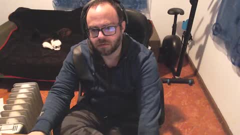 ravingr3d3 online show from February 14, 10:14 pm