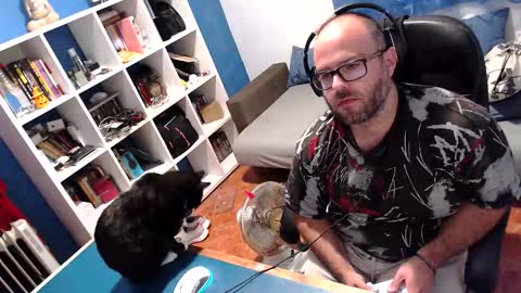 ravingr3d3 online show from September 22, 8:55 pm