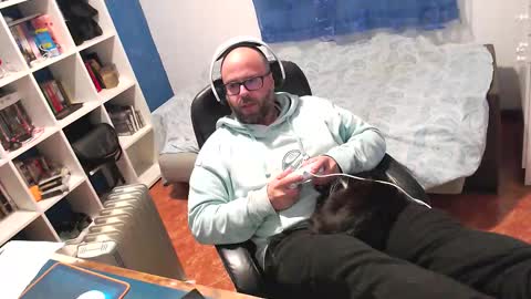 ravingr3d3 online show from March 15, 9:54 pm