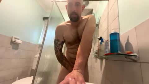 Snapshot of rawdillz121 chatting on February 20, 12:07 am Down under guy online show from February 20, 12:07 am