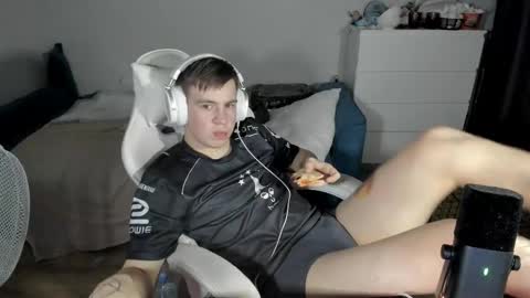 Ray online show from October 16, 10:33 pm