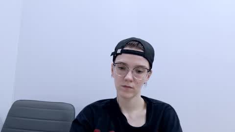 Ray-Ray online show from March 6, 5:20 pm