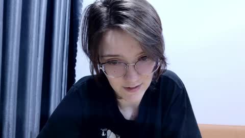 Ray-Ray online show from April 3, 11:08 am