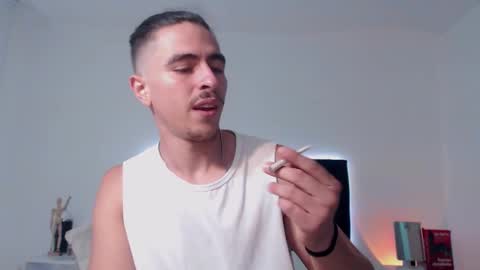 Ray online show from December 19, 11:45 pm