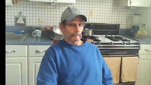 Snapshot of raylene4u2 chatting on February 17, 5:10 pm Ray online show from February 17, 5:10 pm