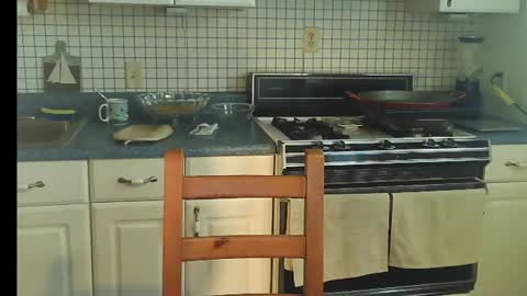 Ray online show from November 3, 7:37 pm