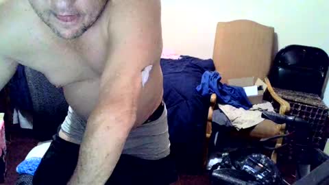 Snapshot of raymanjr52 chatting on February 9, 7:16 am raymanjr52 online show from February 9, 7:16 am