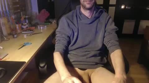 Ray online show from February 15, 8:22 pm