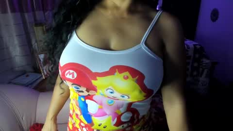 Snapshot of rayza_mature_ chatting on March 2, 1:26 am Danna online show from March 2, 1:26 am