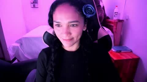 Danna online show from March 11, 2:34 pm