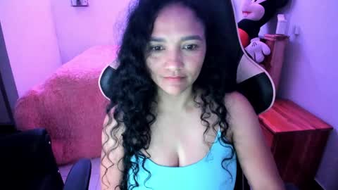 Snapshot of rayza_mature_ chatting on April 14, 3:18 pm Danna online show from April 14, 3:18 pm