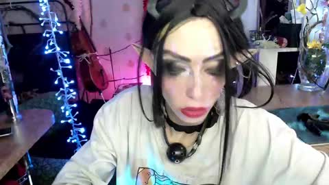 Yrriel Strife Candy-Demon Caveboy mr. Cringe   online show from December 3, 11:01 am