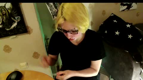  Yrriel Strife Candy-Demon Caveboy mr. Cringe   online show from April 10, 8:35 pm