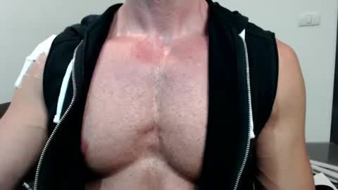 razorramon13 online show from January 25, 10:51 am