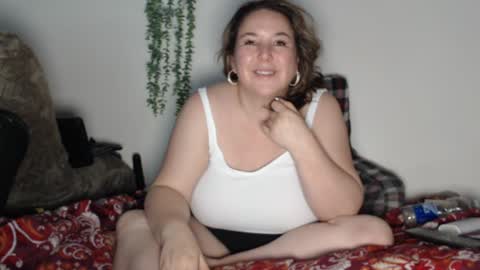 Fannie online show from February 1, 10:55 pm