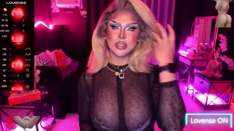 Snapshot of real_dom_phuta chatting on October 2, 12:01 pm Miss Katrina De Futah Goddess of HELL online show from October 2, 12:01 pm