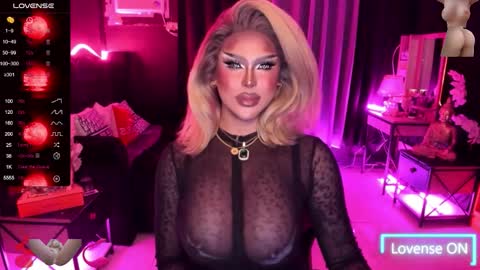 Snapshot of real_dom_phuta chatting on October 7, 8:44 am Miss Katrina De Futah Goddess of HELL online show from October 7, 8:44 am