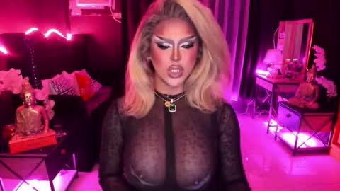 Snapshot of real_dom_phuta chatting on October 30, 1:56 pm Miss Katrina De Futah Goddess of HELL online show from October 30, 1:56 pm