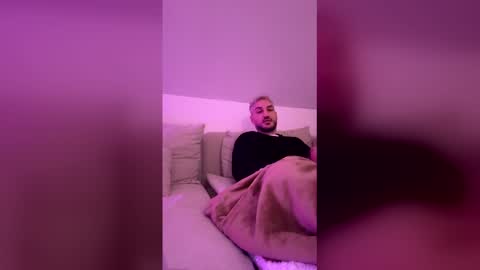 realdeal2000 online show from March 29, 12:54 am