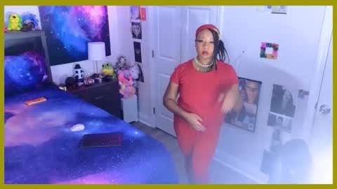 realgoddessdream online show from May 3, 3:12 am