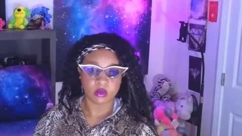 realgoddessdream online show from May 10, 1:55 am
