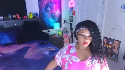 realgoddessdream online show from May 13, 2:53 am