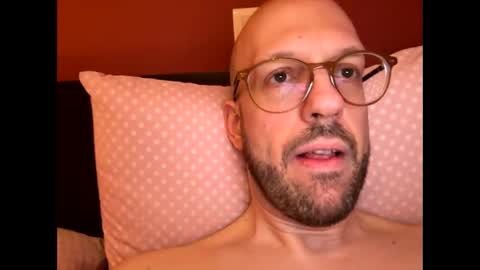 HugeSecret online show from May 12, 1:08 pm