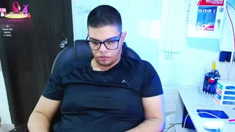 Snapshot of realjoel chatting on April 23, 12:40 pm Joel online show from April 23, 12:40 pm