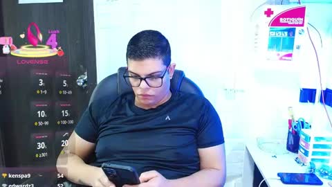 Snapshot of realjoel chatting on May 11, 4:04 pm Joel online show from May 11, 4:04 pm