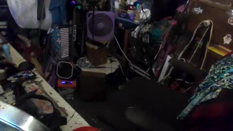 Snapshot of reallyredrum69th chatting on March 27, 8:48 am reallyredrum69th online show from March 27, 8:48 am