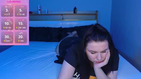 realmofdesire online show from April 5, 7:44 pm