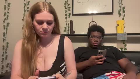 Snapshot of realpurp_ chatting on December 12, 6:47 am Preston Stella online show from December 12, 6:47 am