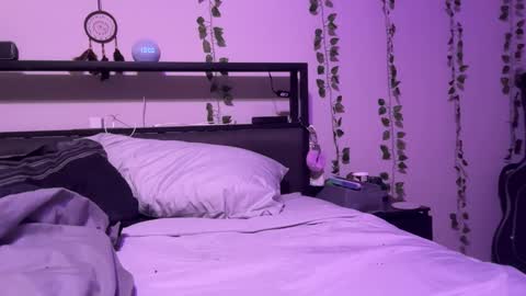 Snapshot of realpurp_ chatting on January 18, 4:59 am Preston Stella online show from January 18, 4:59 am