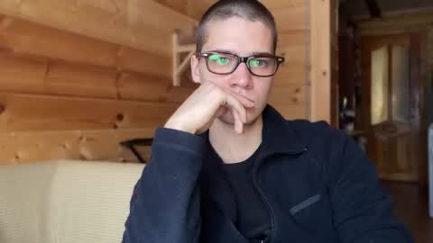 AliceEve online show from November 25, 8:58 am