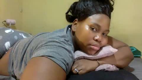 REAL1SWEETHEART online show from December 25, 5:05 am