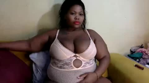 REAL1SWEETHEART online show from February 12, 7:13 am