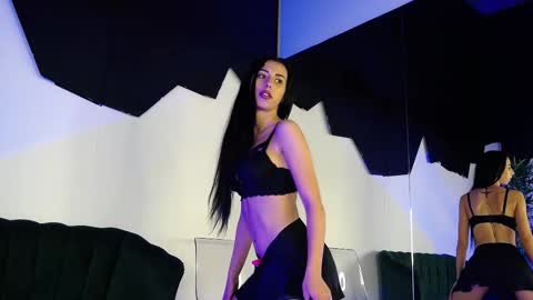 rebbeccaray online show from November 27, 8:33 pm