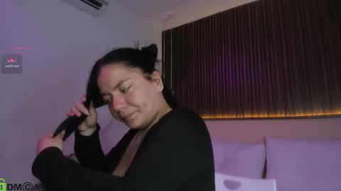 Snapshot of rebeca__grey chatting on June 22, 2:36 pm Rebeca online show from June 22, 2:36 pm