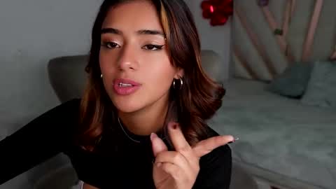  Rebecca online show from November 13, 10:19 pm