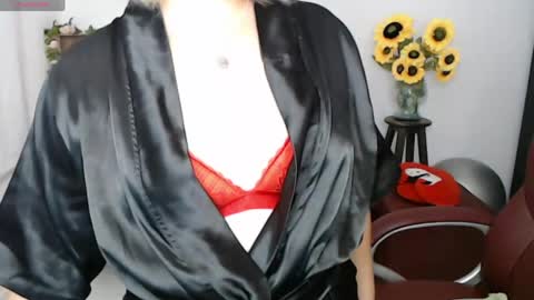 REBECA online show from May 2, 2:00 pm