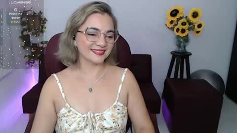 REBECA online show from May 3, 1:17 pm