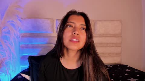 Snapshot of rebeca_williams_ chatting on January 8, 5:27 am Rebeca Williams online show from January 8, 5:27 am