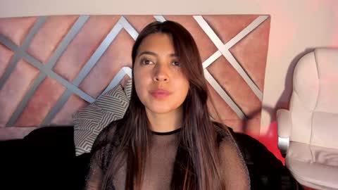 Snapshot of rebeca_williams_ chatting on January 21, 2:33 am Rebeca Williams online show from January 21, 2:33 am